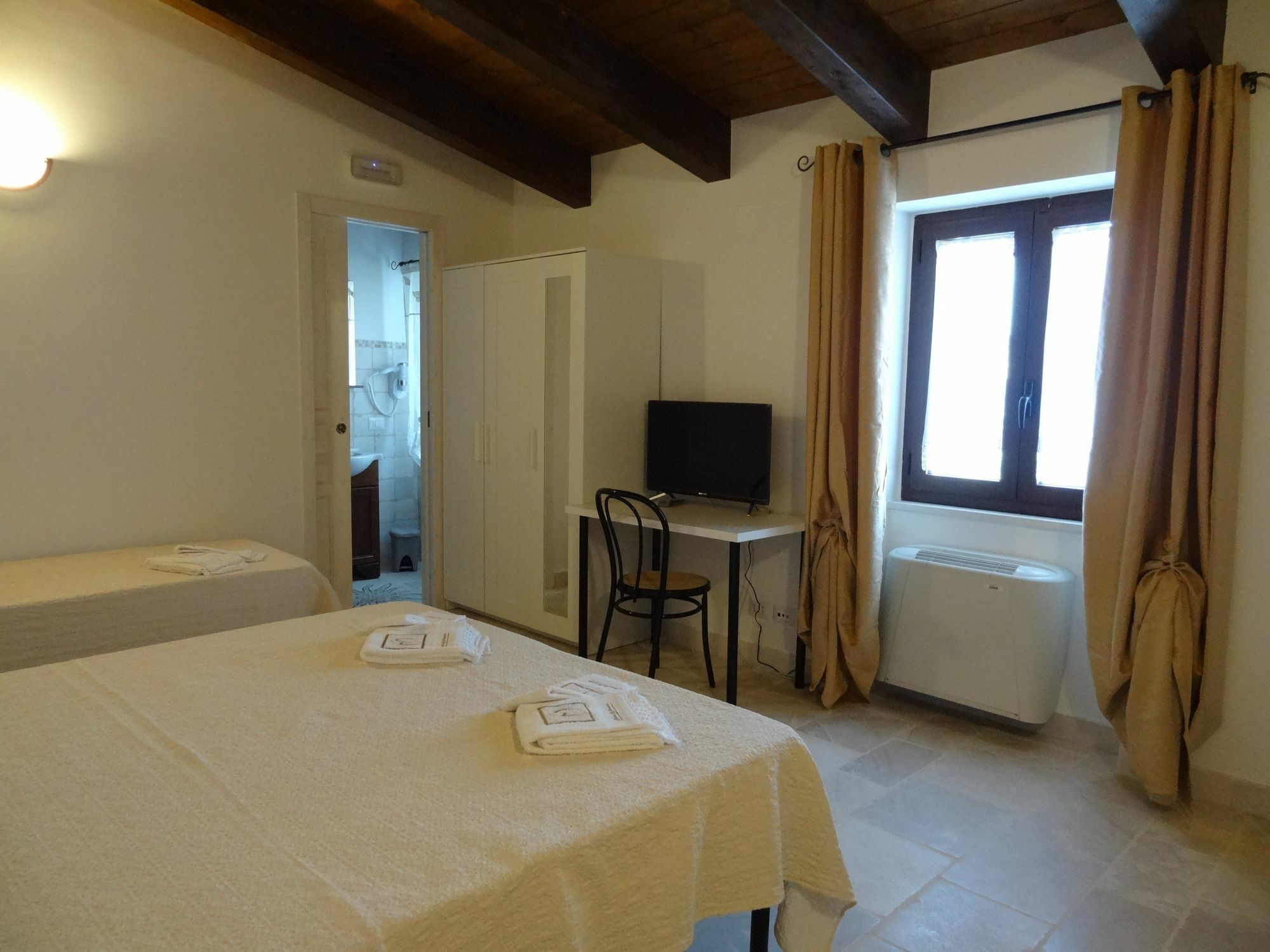 Bed and Breakfast L'Antico Casolare Кастеллана-Гротте Экстерьер фото